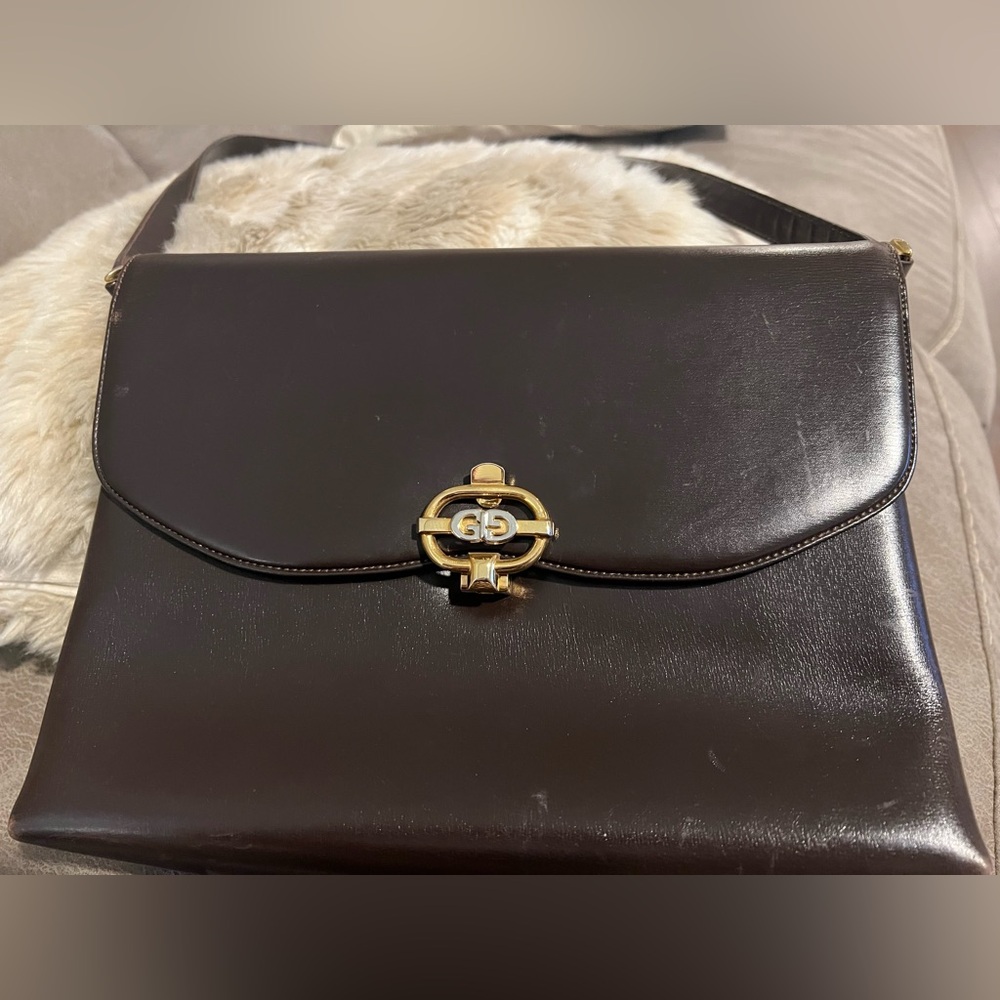 GUCCI vintage 70s dark brown Shoulder Bag with Gold Hardware